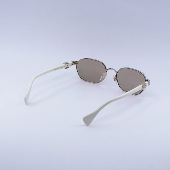 Gucci GG1593S 002 Sunglasses Endura Gold Oval Frame, Nude Lenses - Picture 9 of 10